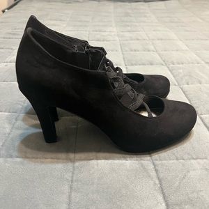 Lauren Blackwell heels
